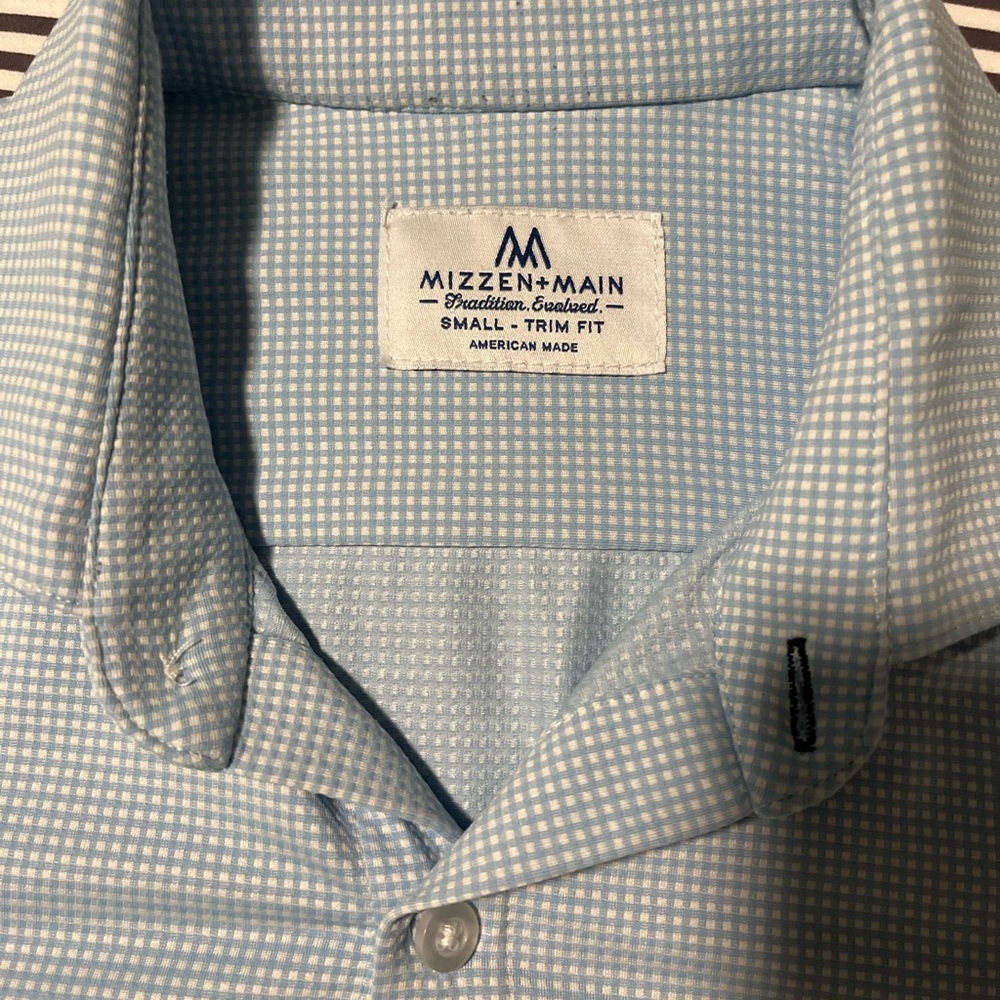 Mizzen + Main - Made in America Spinnaker long sleeve light blue gingham
